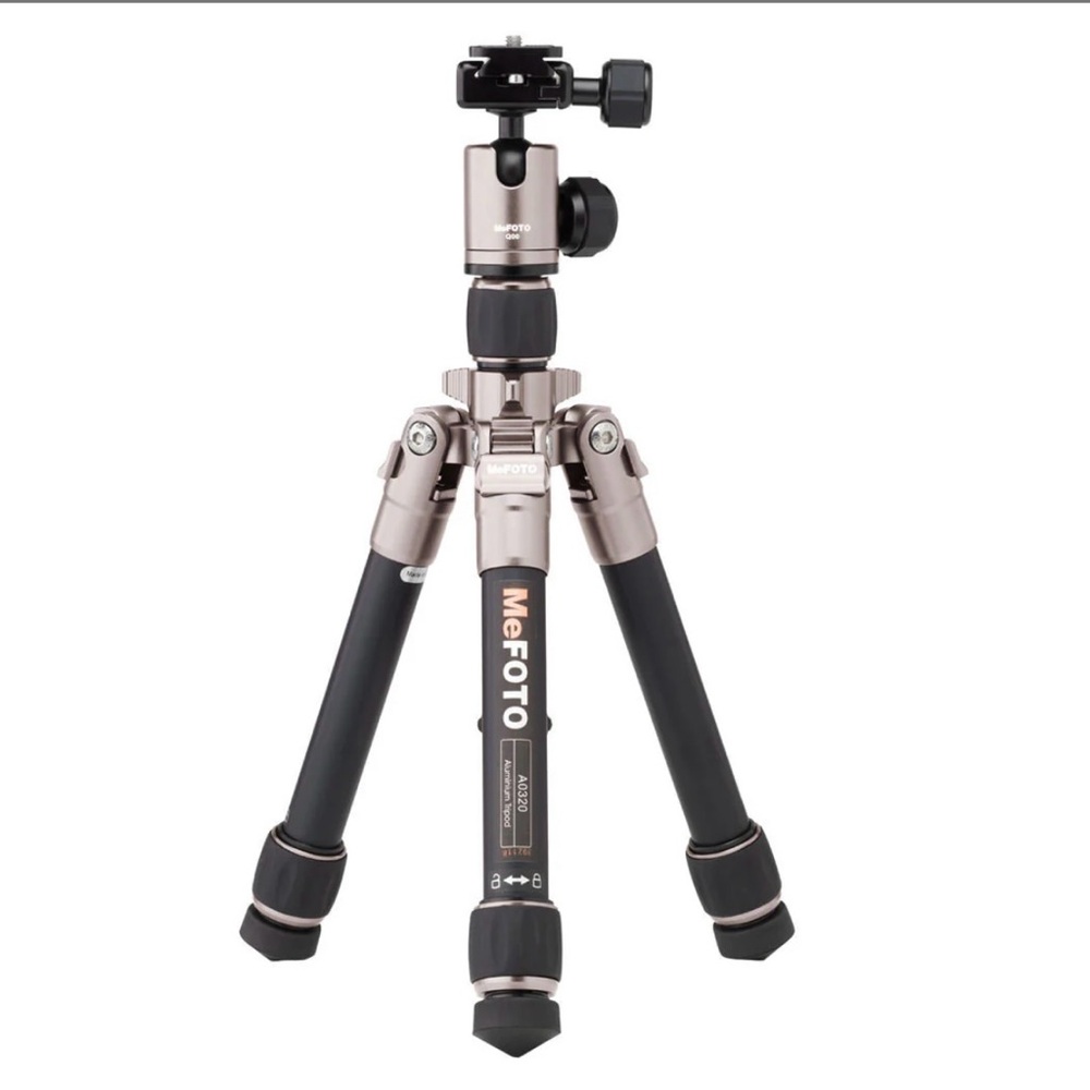 MeFOTO DayTrip Tripod Kit (Titanium)
